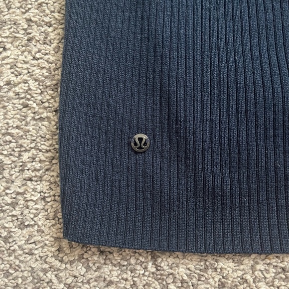 Lululemon Merino Wool Turtleneck - Picture 3 of 6